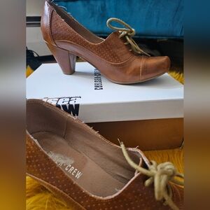 Chelsea Crew Maytal Tan Pump